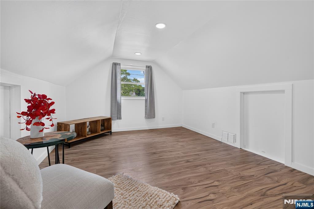 6 Elm Hill Road Clifton, NJ 07013 - Photo 21 of 38