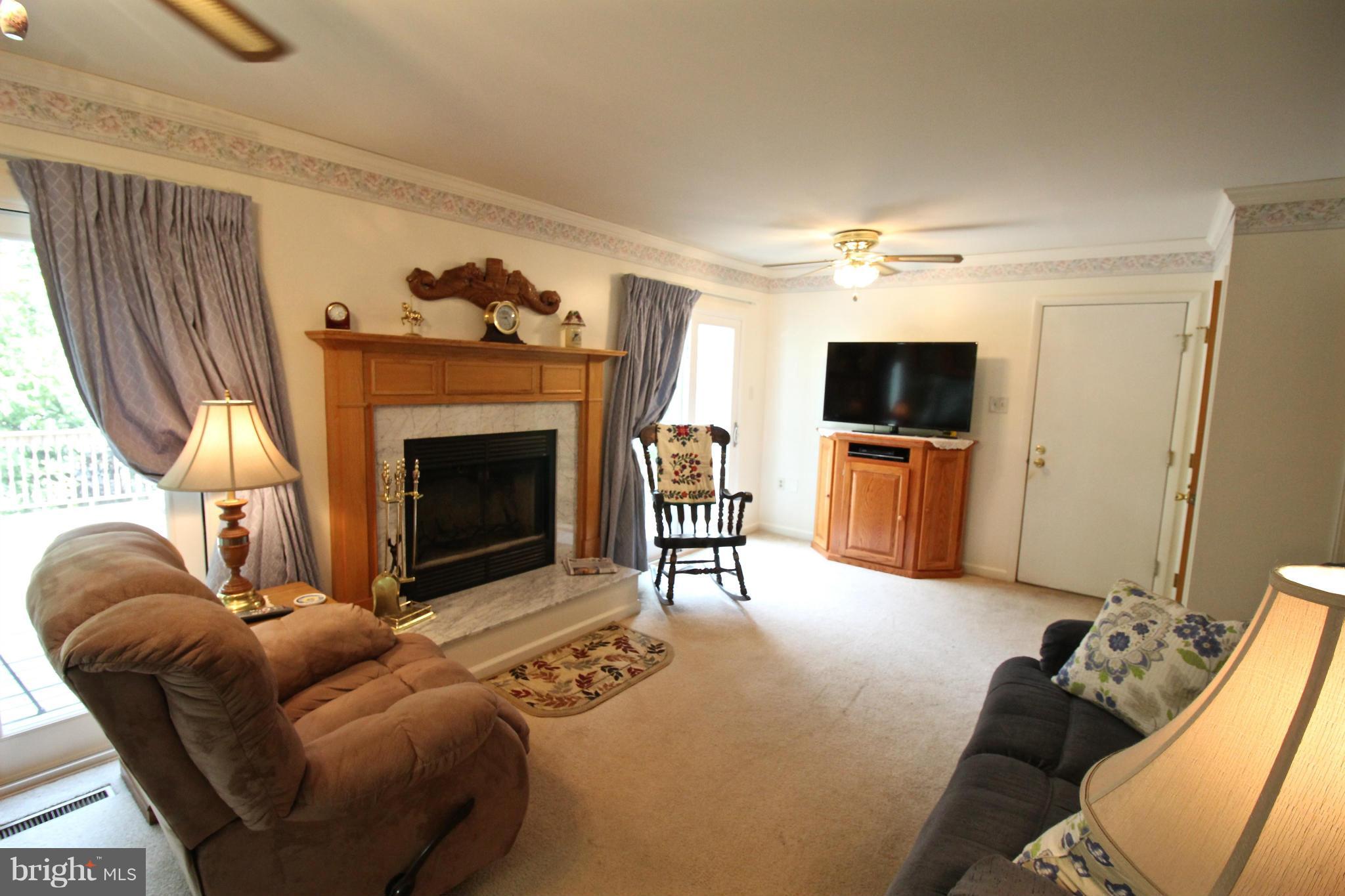 3913 Red Leaf Court Point of Rocks, MD 21777 - Photo 12 of 30 Living Room