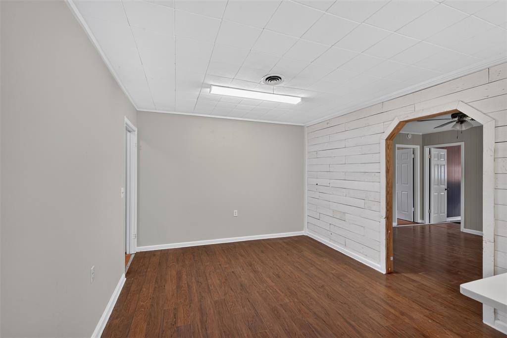 305 8th Street Northeast Springhill, LA 71075 - Photo 7 of 22