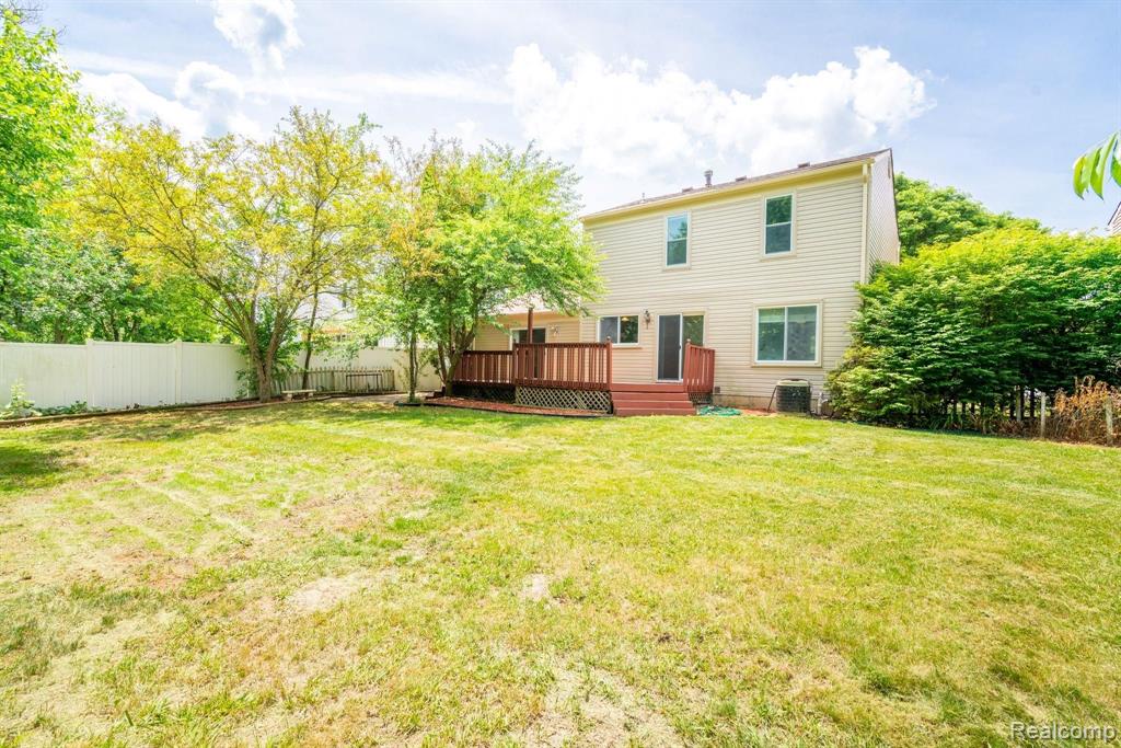 645 Worthington Road Canton, MI 48188 - Photo 24 of 30