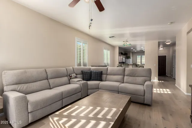 $375,000 | 6833 South 70th Drive, Laveen, AZ 85339