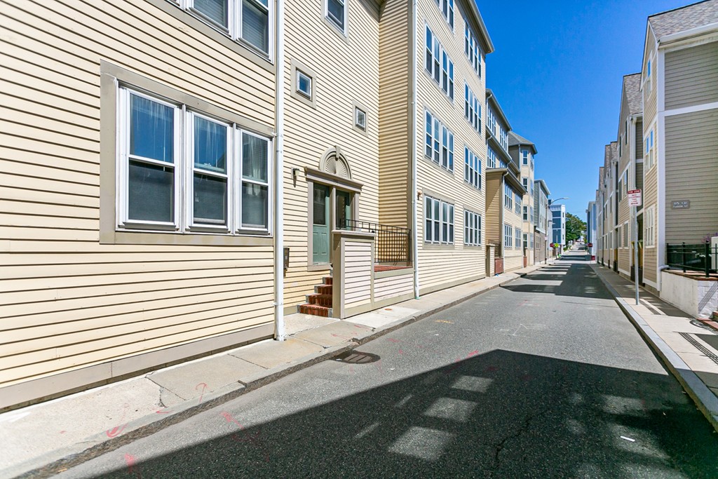 126 Tudor Street, Unit E Boston, MA 02127 - Photo 17 of 17