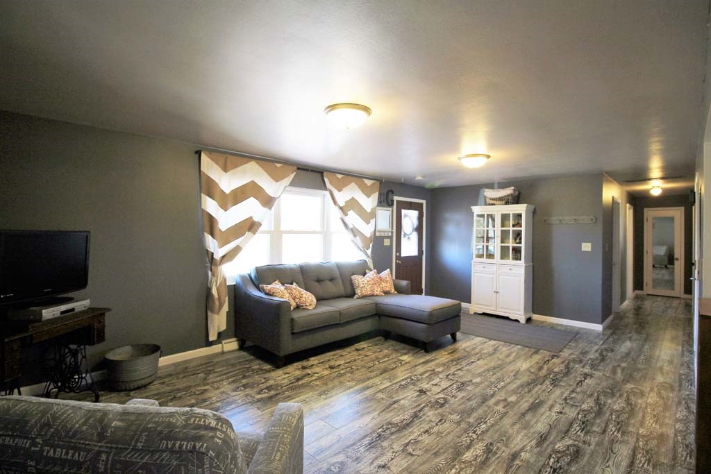 5367 North Mishler Road Huntington, IN 46750 - Photo 5 of 34 Gallery Image 5