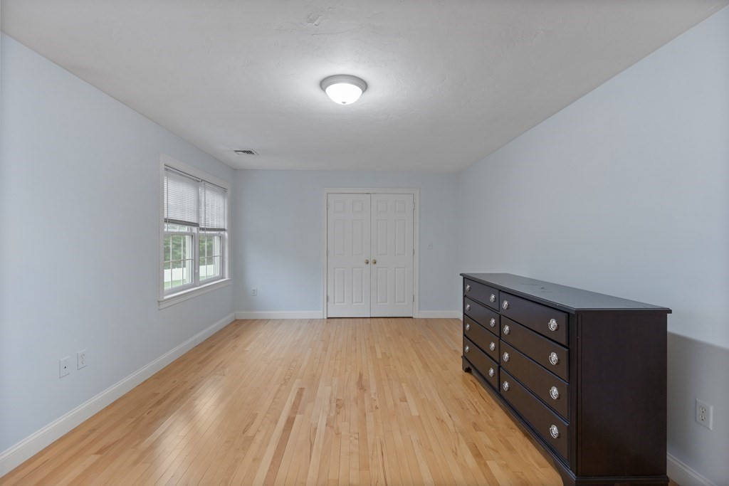 10 Stagecoach Road Lynnfield, MA 01940 - Photo 27 of 38 Gallery Image 27