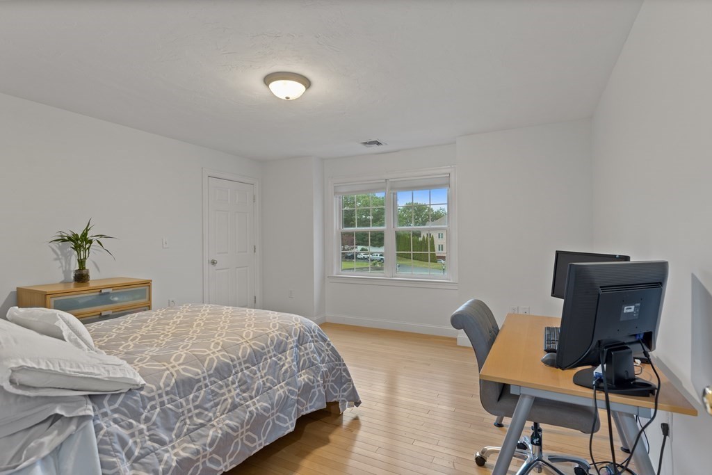 10 Stagecoach Road Lynnfield, MA 01940 - Photo 30 of 38 Gallery Image 30
