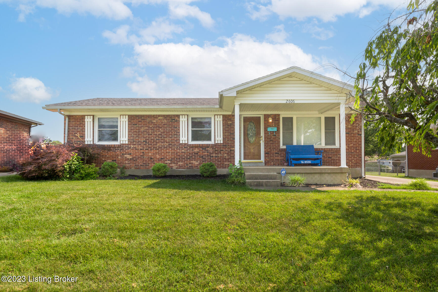 2606 Alps Road Louisville, KY 40216 - Photo 1 of 40 2606 Alps-1