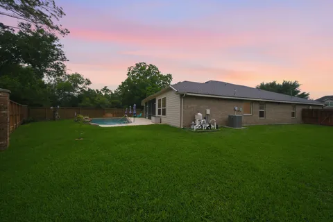 $395,000 | 4406 Pne Holw Trace, Houston, TX 77084
