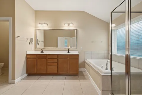 $395,000 | 4406 Pne Holw Trace, Houston, TX 77084