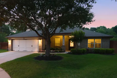 $395,000 | 4406 Pne Holw Trace, Houston, TX 77084