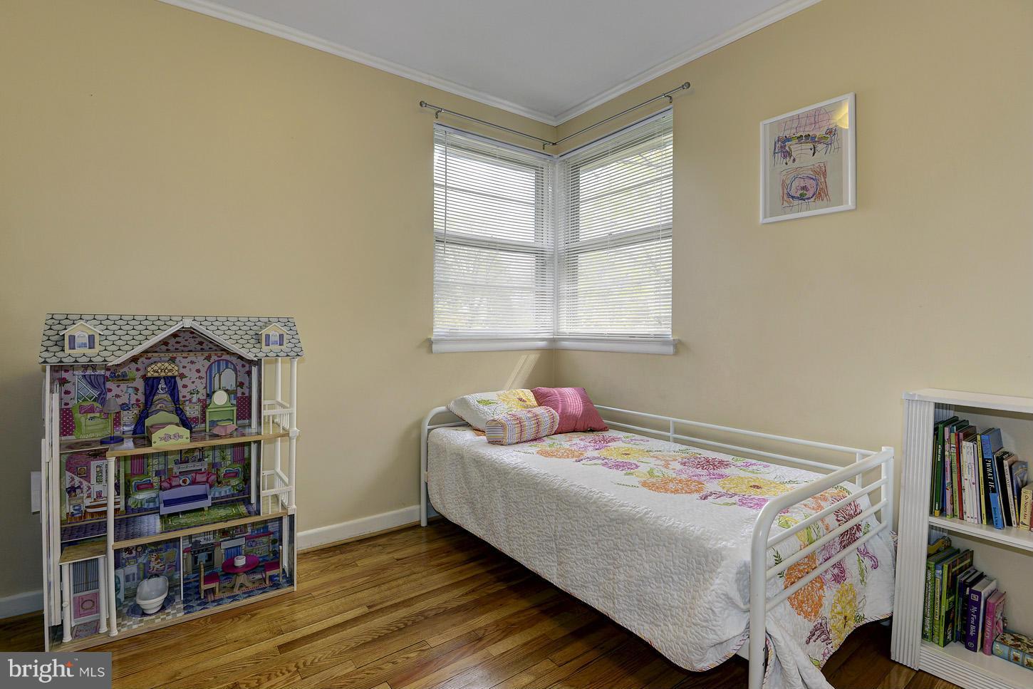 9526 Riley Road Silver Spring, MD 20910 - Photo 14 of 30 Bedroom