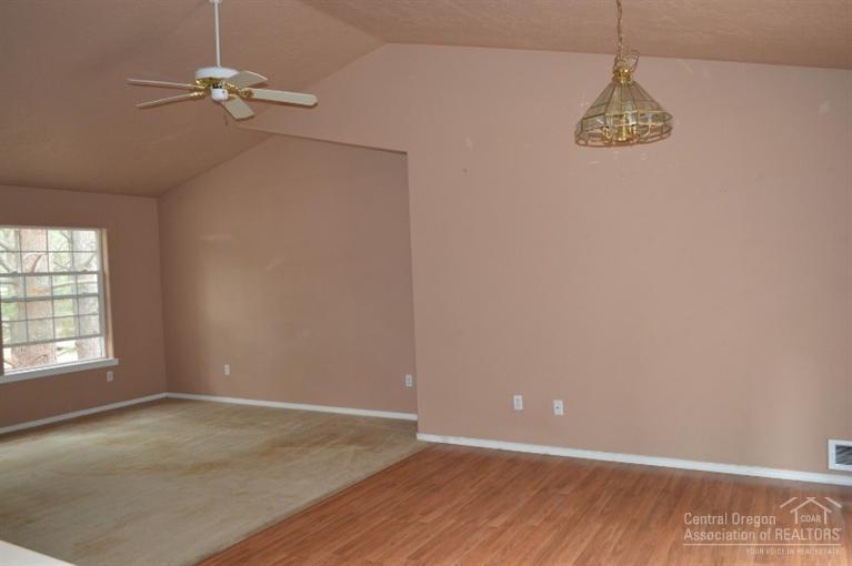 18872 Choctaw Road Bend, OR 97702 - Photo 2 of 16 Additional Photo