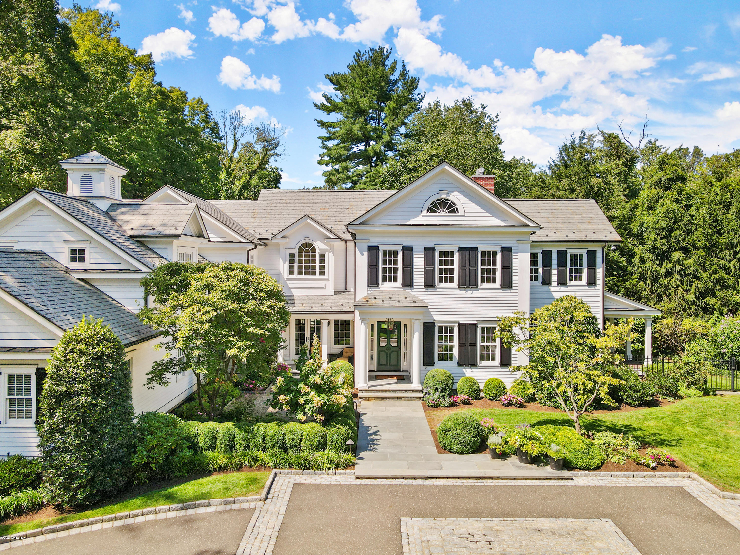 23 Ridgeview Avenue Greenwich, CT 06830 - Photo 2 of 44 23 Ridgeview Ave Greenwich CT-print-011-