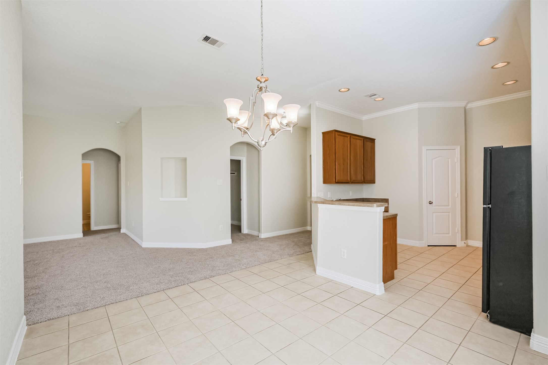 5811 Ranch Riata Court Katy, TX 77449 - Photo 12 of 35