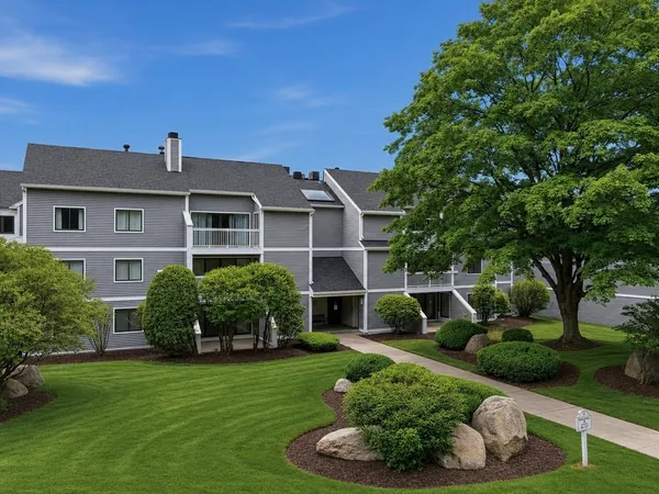 $499,000 | 1100 Salem Street, Unit 79, Lynnfield, MA 01940