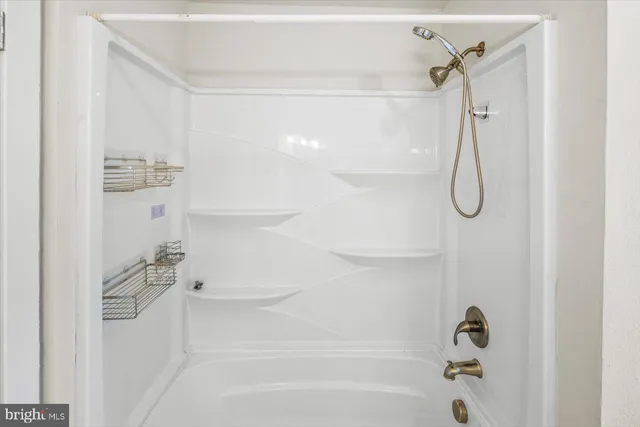 $460,000 | 300 Phillips Street, Fredericksburg, VA 22405