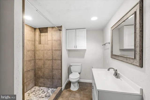 $460,000 | 300 Phillips Street, Fredericksburg, VA 22405