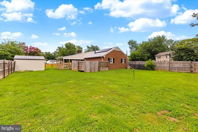 $460,000 | 300 Phillips Street, Fredericksburg, VA 22405