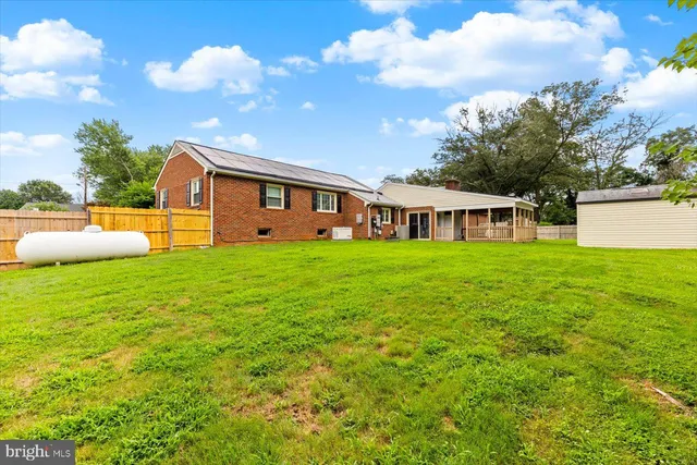 $460,000 | 300 Phillips Street, Fredericksburg, VA 22405