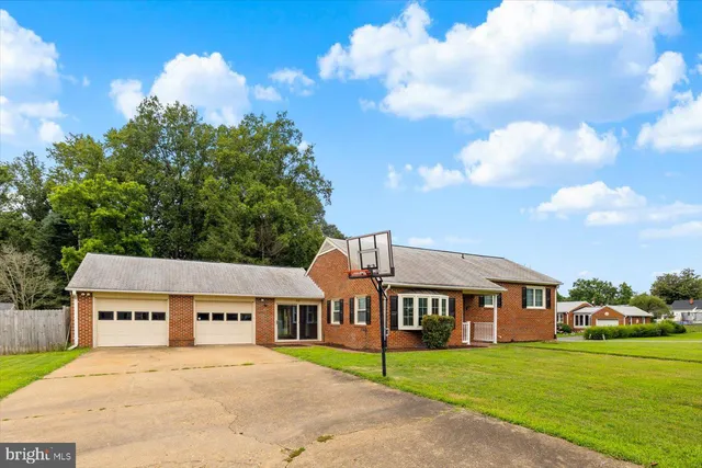 $460,000 | 300 Phillips Street, Fredericksburg, VA 22405