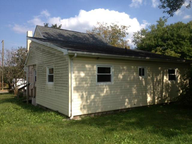 7921 Harmon Road Powell, TN 37849 - Photo 2 of 4 REAR VIEW