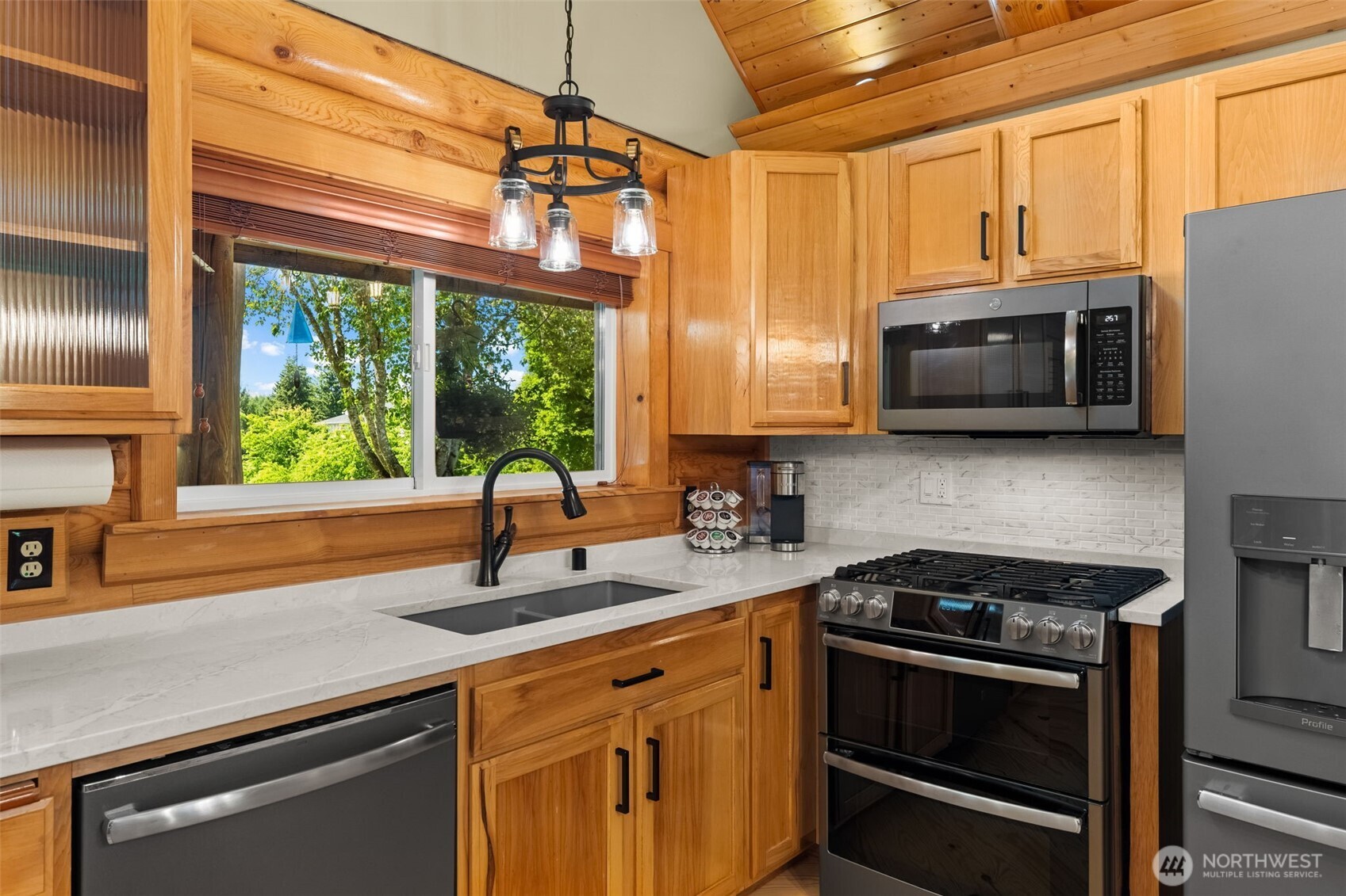 16143 Bay Ridge Drive Northwest Poulsbo, WA 98370 - Photo 11 of 40