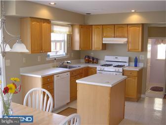 4940 Cabin Run Road Plumsteadville, PA 18947 - Photo 2 of 12 Kitchen