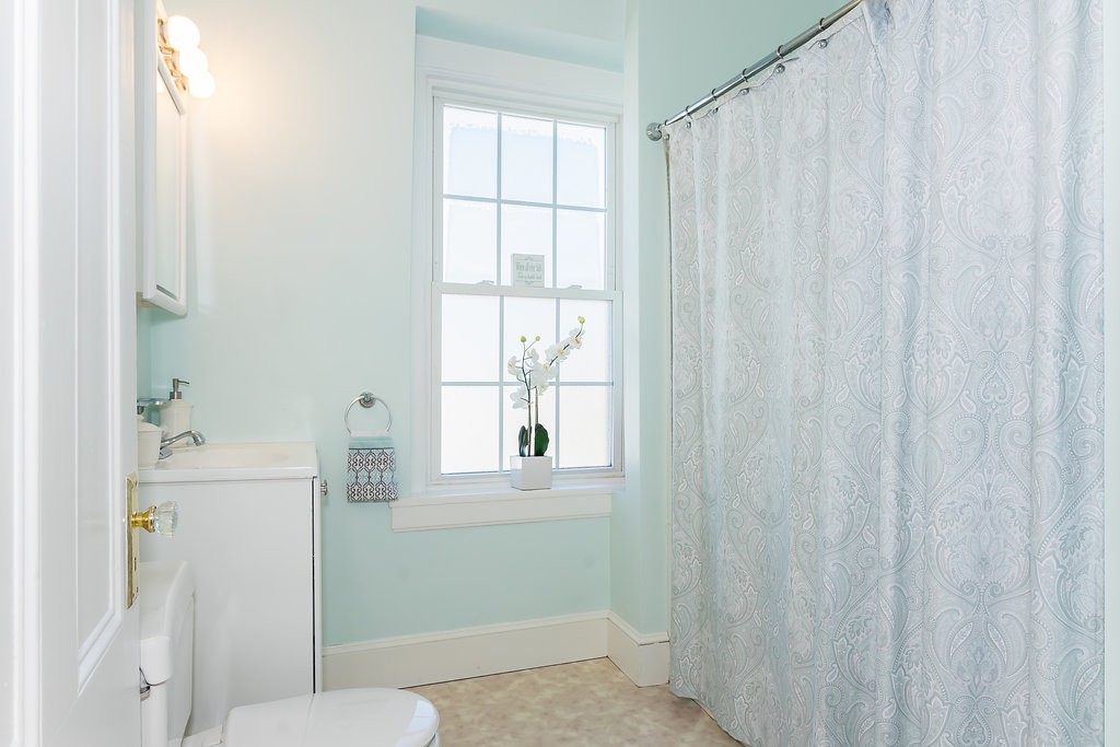 20 Paradise Road, Unit 1 Swampscott, MA 01907 - Photo 14 of 24 Gallery Image 14