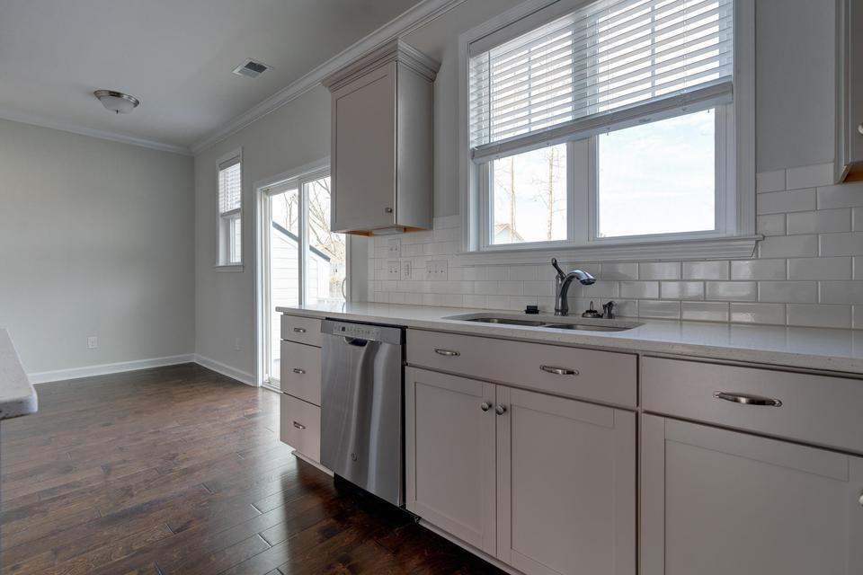 1545 Moss Spring Road Mount Pleasant, SC 29466 - Photo 8 of 20 20230505122407358698000000-o