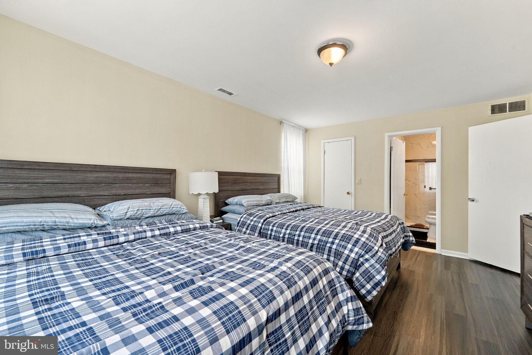 2 Oyster Bay Road, Unit J Absecon, NJ 08205 - Photo 21 of 31 Primary Bedroom