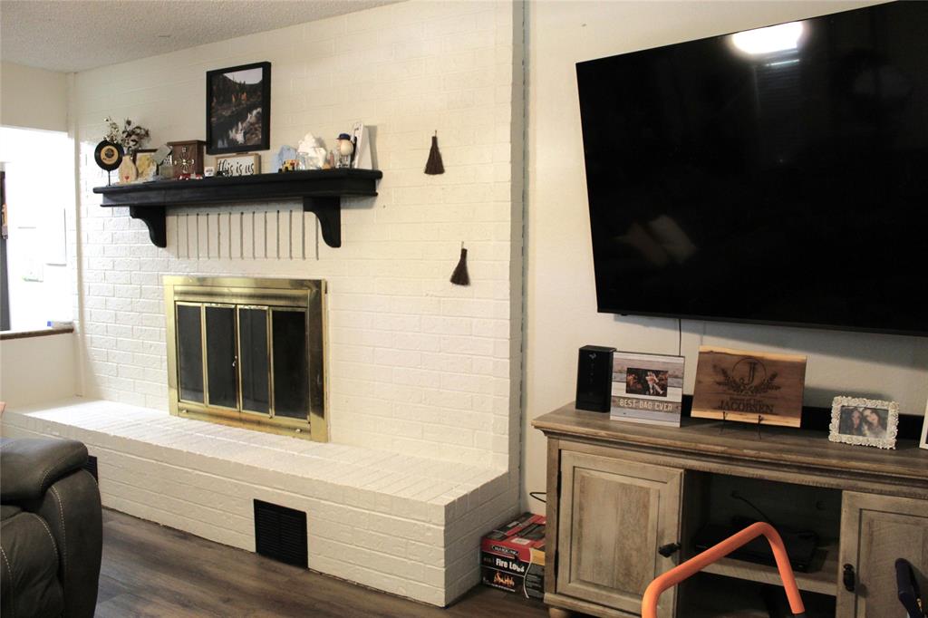 625 Hawk Street Dublin, TX 76446 - Photo 2 of 14