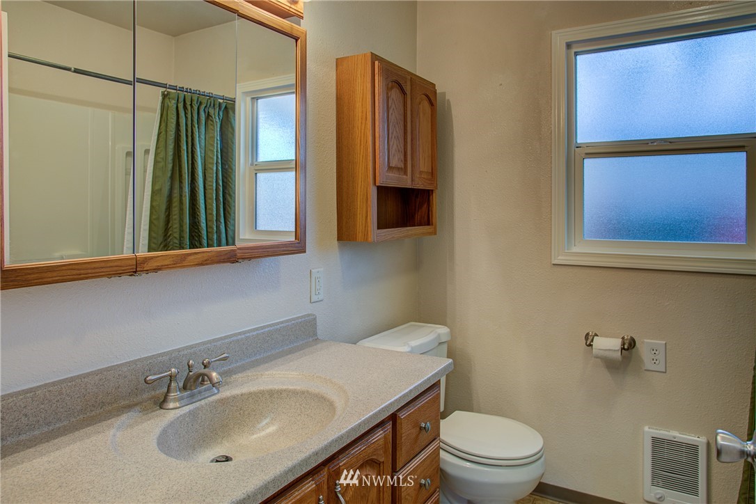 810 Coolidge Road Aberdeen, WA 98520 - Photo 18 of 25 Gallery Image 18