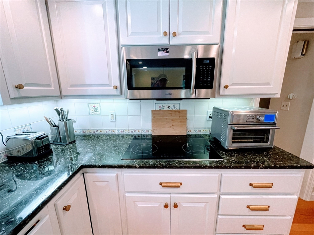 16 Page Farm Road Sherborn, MA 01770 - Photo 12 of 40