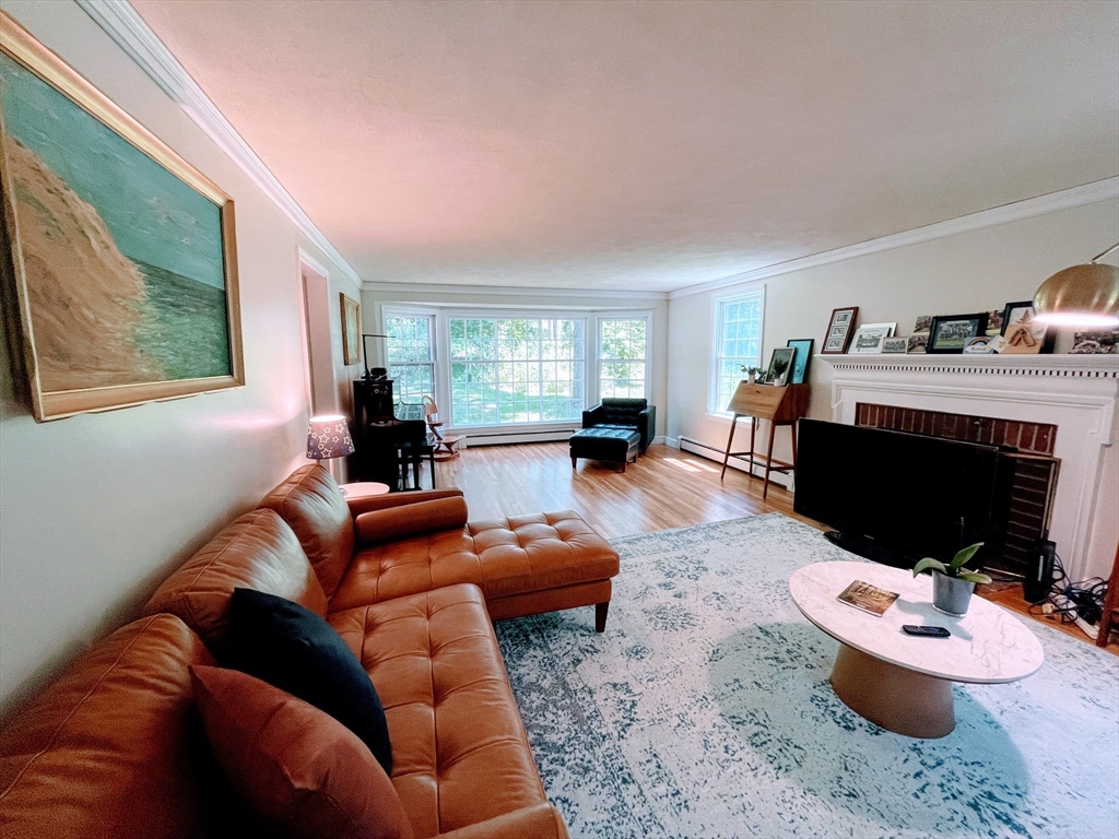 16 Page Farm Road Sherborn, MA 01770 - Photo 2 of 40