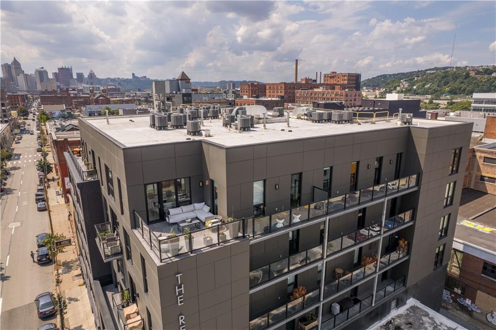 2545 Penn Avenue, Unit 601 Pittsburgh, PA 15222 - Photo 2 of 48 a view of a city
