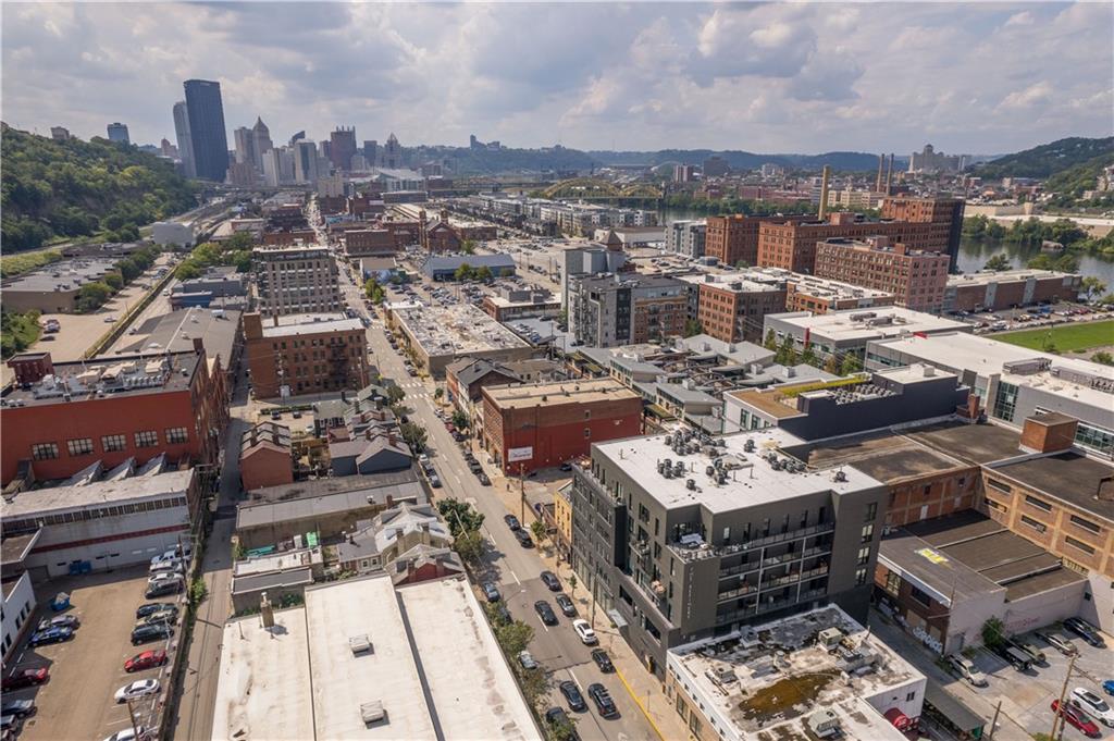 2545 Penn Avenue, Unit 601 Pittsburgh, PA 15222 - Photo 5 of 48 a city view with tall buildings