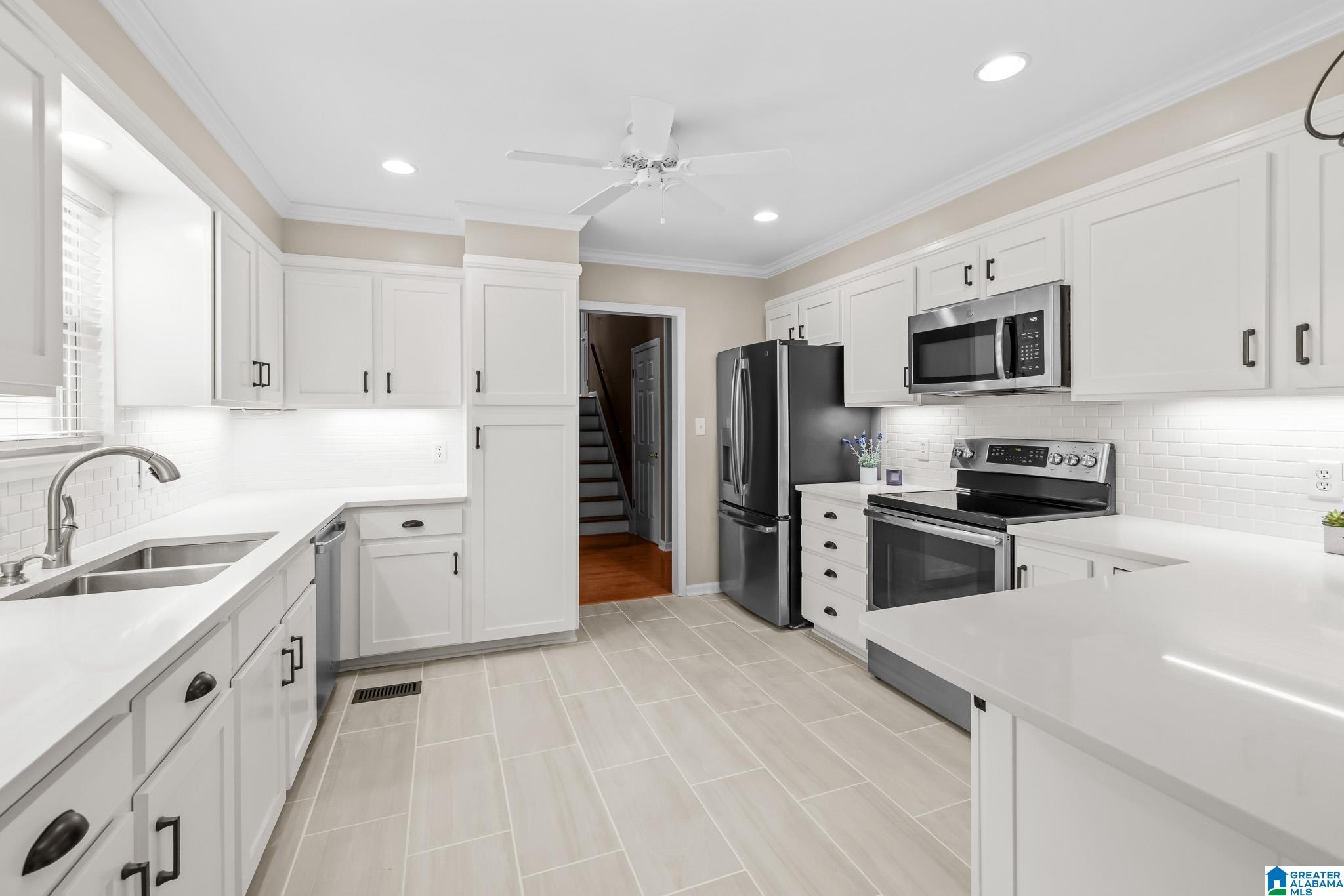 3434 Rock Ridge Circle Birmingham, AL 35210 - Photo 16 of 33