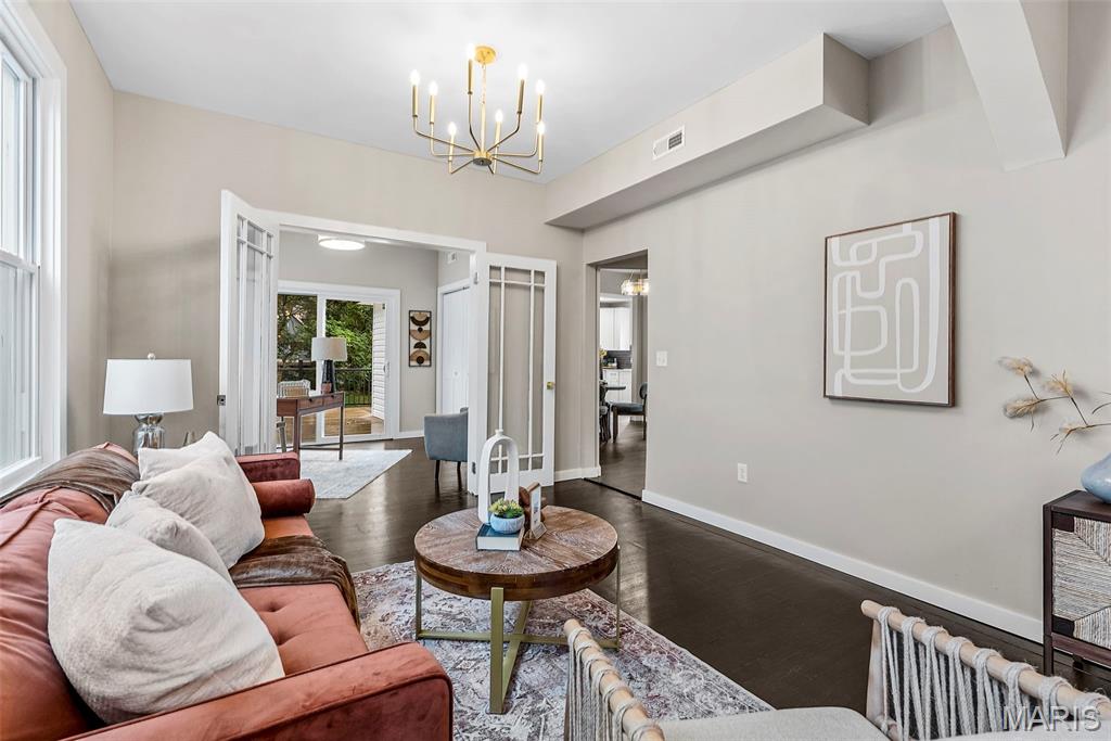 808 Greeley Avenue Webster Groves, MO 63119 - Photo 11 of 61