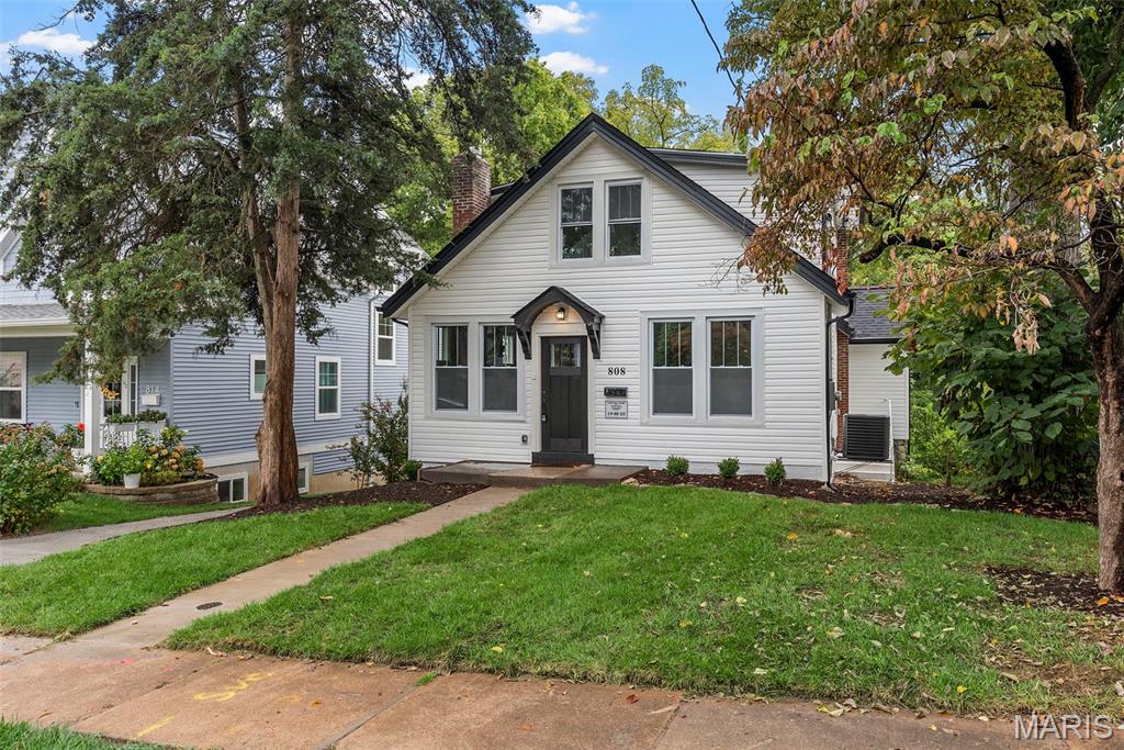 808 Greeley Avenue Webster Groves, MO 63119 - Photo 3 of 61