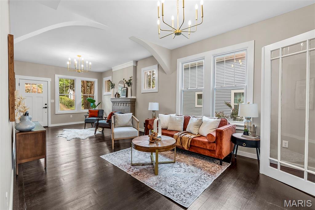 808 Greeley Avenue Webster Groves, MO 63119 - Photo 9 of 61