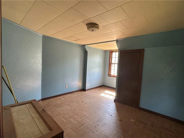 $129,900 | 85 Chapman Avenue, Auburn, NY 13021