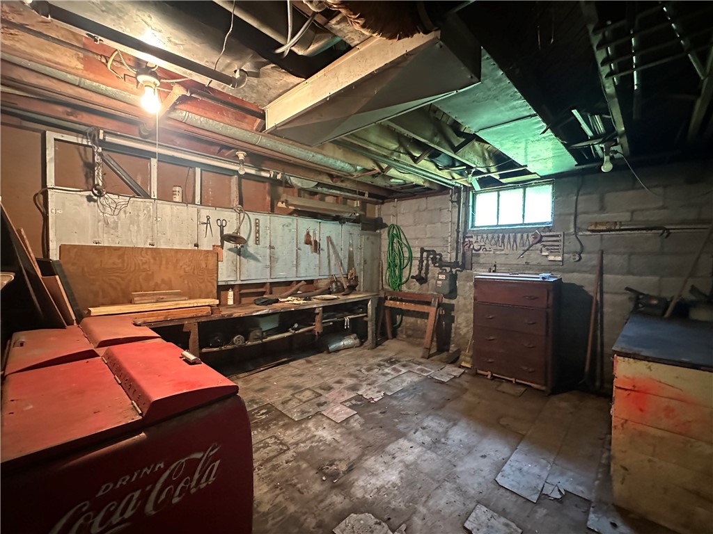 85 Chapman Avenue Auburn, NY 13021 - Photo 29 of 32