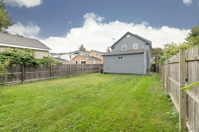 $139,900 | 216 West 4th Street, Oswego, NY 13126