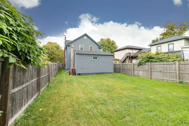 $139,900 | 216 West 4th Street, Oswego, NY 13126