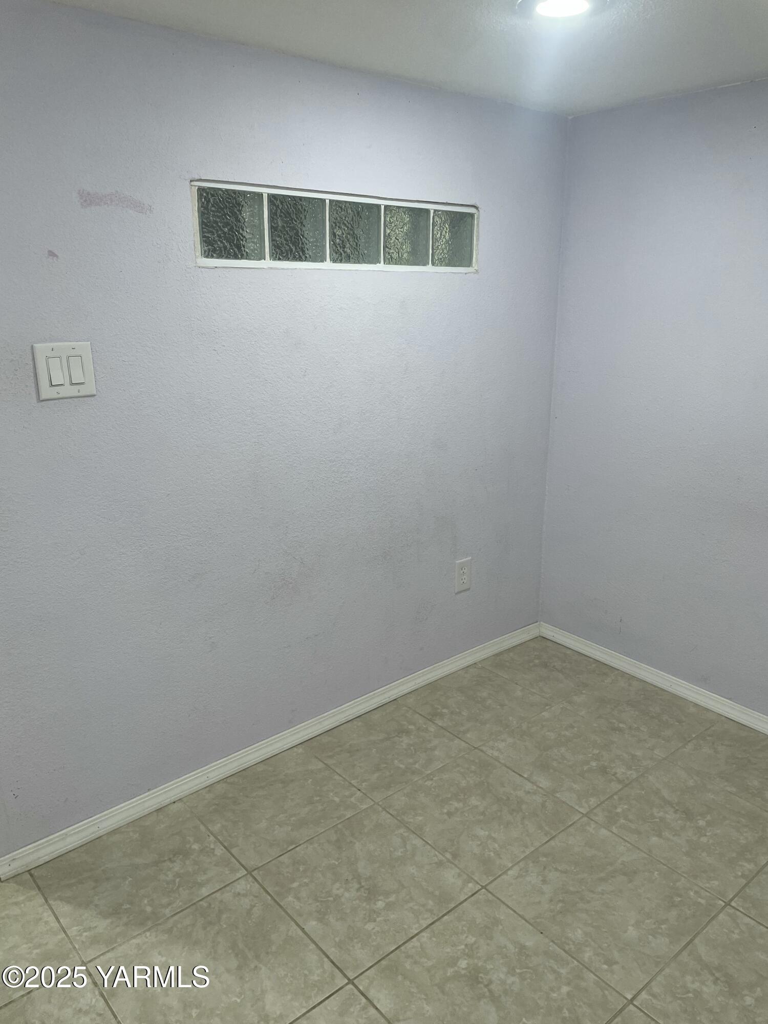 10 South Date Street Toppenish, WA 98948 - Photo 34 of 37 a view of an empty room