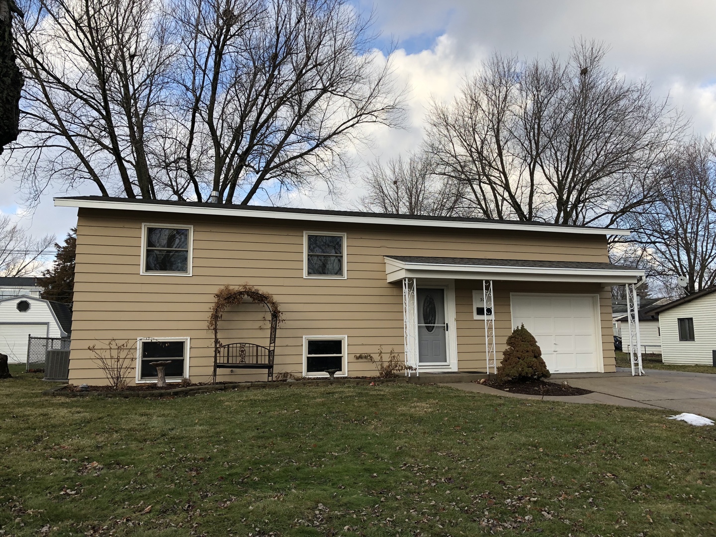 30 Marnel Road Montgomery, IL 60538 - Photo 1 of 15