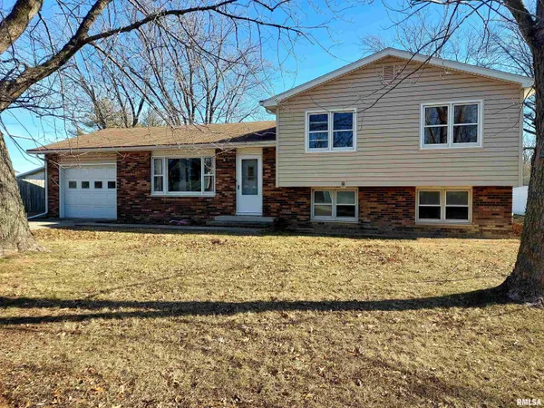 $129,900 | 1112 Stacy Lane, Macomb, IL 61455