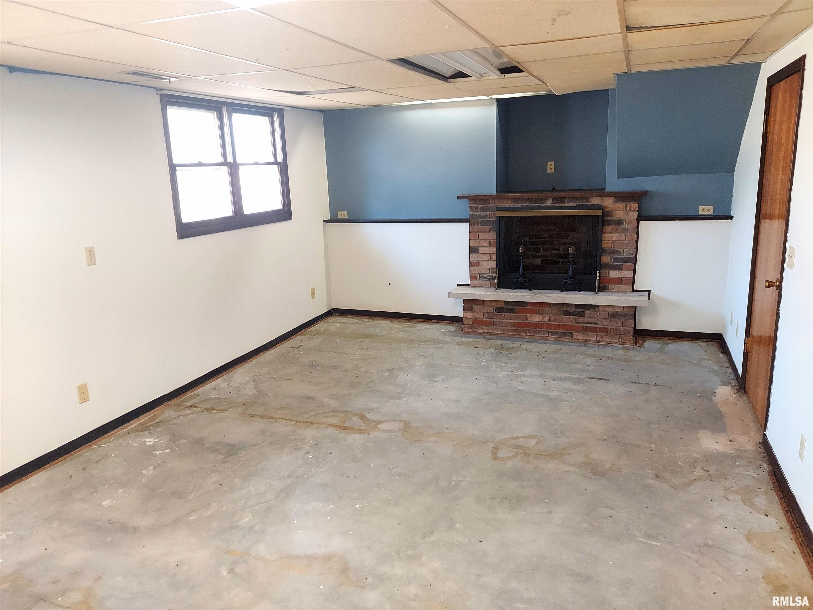 1112 Stacy Lane Macomb, IL 61455 - Photo 13 of 25