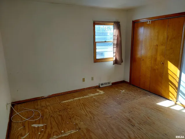 $129,900 | 1112 Stacy Lane, Macomb, IL 61455