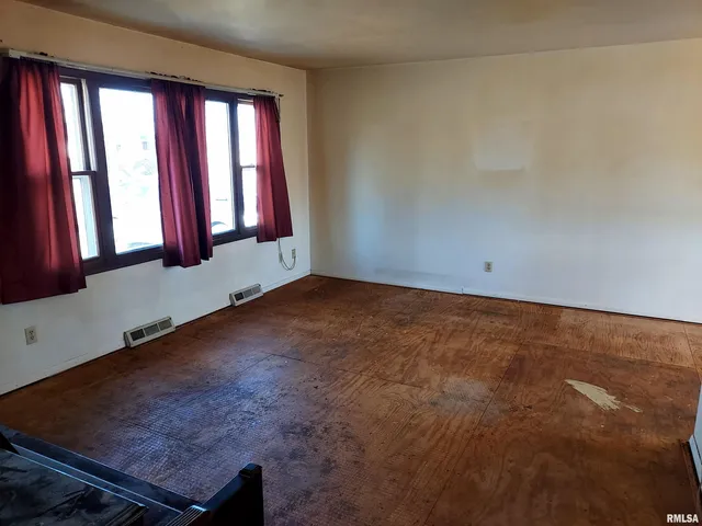 $129,900 | 1112 Stacy Lane, Macomb, IL 61455