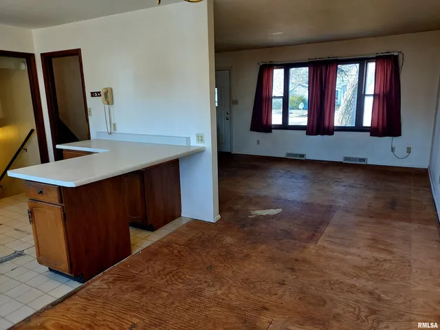 $129,900 | 1112 Stacy Lane, Macomb, IL 61455